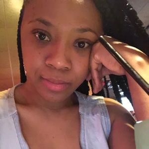 Meet your Posher, Zintara